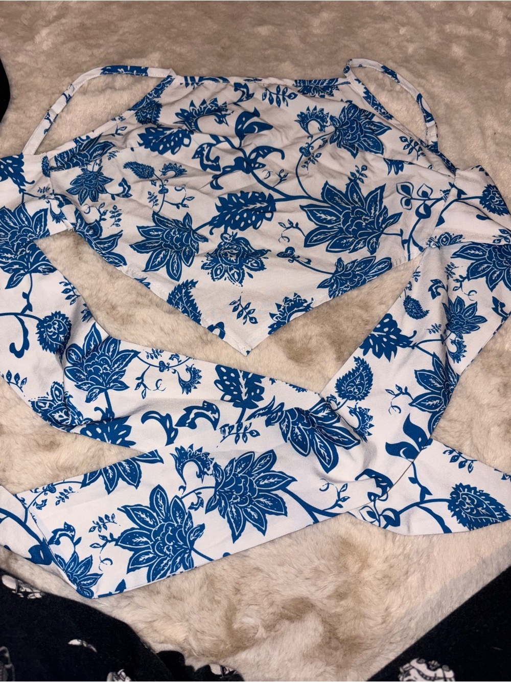 SHEIN White Crop Top with Blue Paisley Print